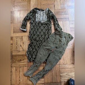 Brand new green Kurta! Indian size large 5
